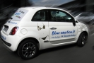 Adh�sif publicitaire sur voiture type fiat 500