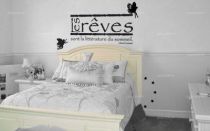 Stickers citation \ Les r�ves...\  de Jean Cocteau. Sticker adh�sif d�coup�s � la forme dans vinyle de couleur unie, ce visuel trouvera une place unique dans la chambre de vos bambins ou dans la v�tre.