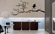 Le stickers corbeau vous permettra d\'apporter la nature sur vos murs