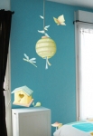 Stickers jardin secret vert pour d�corer une chambre d'enfant ou cr�er une d�coration sur le th�me forestier avec des couleurs vertes pastels. Cette planche de 8 stickers apportera une touche de nature et permettra de cr�er un d�cor du sol au plafond : sticker nichoir jaune, sticker lampion vert ainsi que les stickers libellules, papillons, champignons et escargots.  Sticker imprim� sur du vinyle adh�sif et d�coup� � la forme. Gamme de stickers enfants Jardin secret, cr�ation Kmiep. 