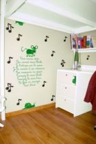 Stickers Notes de musique. 16 stickers Notes de musique d�coup�es � la forme dans vinyle de couleur unie.