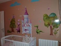 Stickers pluie d\'�toiles. Visuels d�coup�s � la forme dans vinyle de couleur unis, ces visuels compl�teront votre d�co sur le th�me des petites f�es. Cr�ation Kmiep.