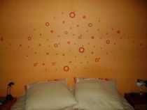 stickers muraux ronds. 69 stickers Ronds d�coup�s � la forme dans vinyle de couleur unie.